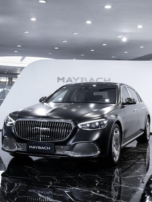 广州198岚图汽车的售后服务让用户无忧出行，迈巴赫未来的豪华车趋势